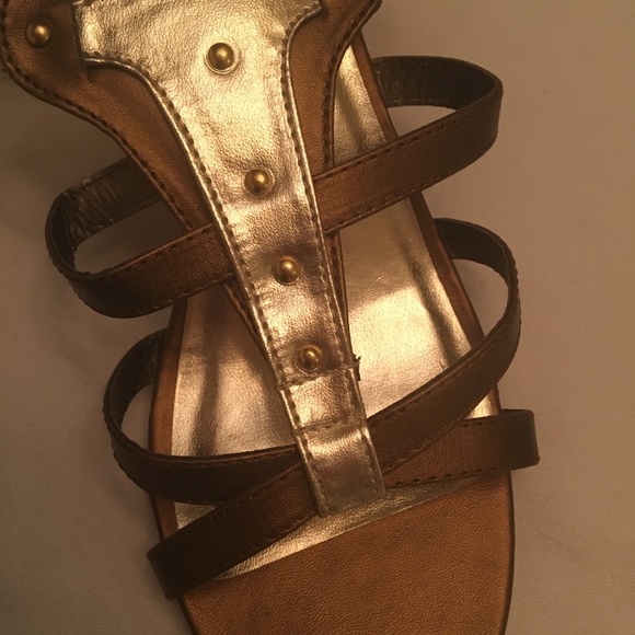 Sandals - Picture 4 of 5